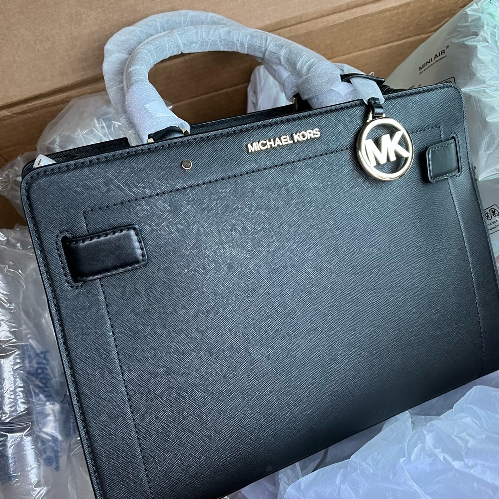 Michael Kors Rayne Medium Satchel with shoulder strap